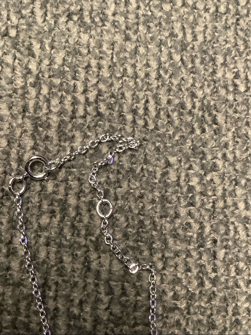 Sarah Coventry Silver-Tone Oval Pendant Necklace - Picture 3 of 8